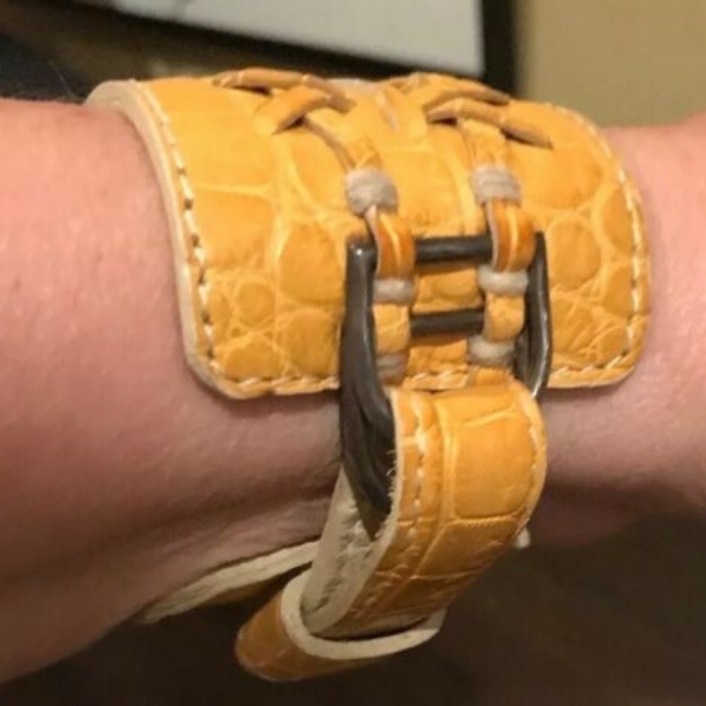 Cuir Inc Yellow Genuine Aligator Leather Bracelet